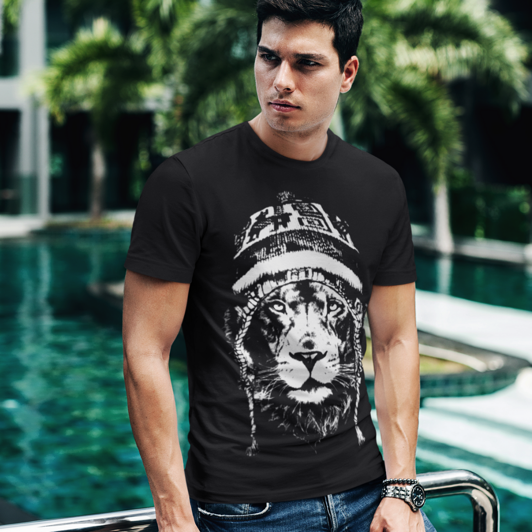 Camiseta Leão Estilo com Touca