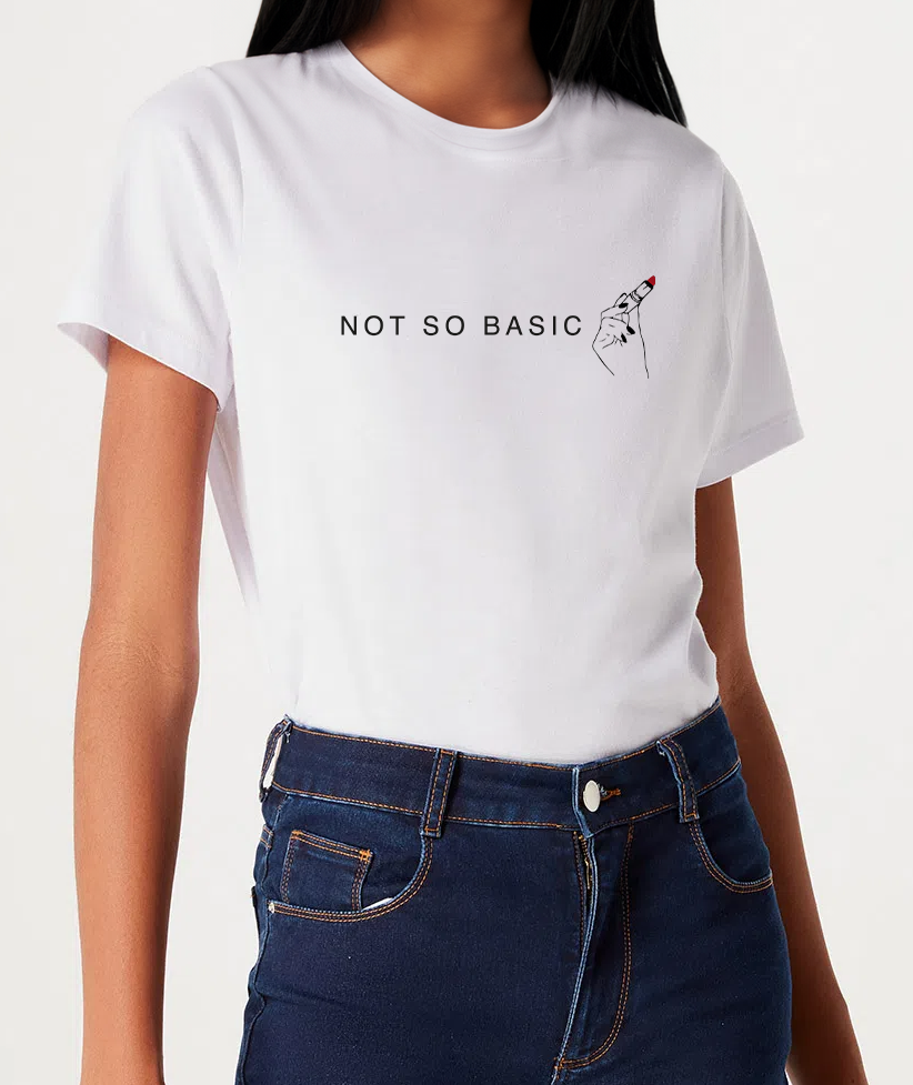 Camiseta Not So Basic Branca